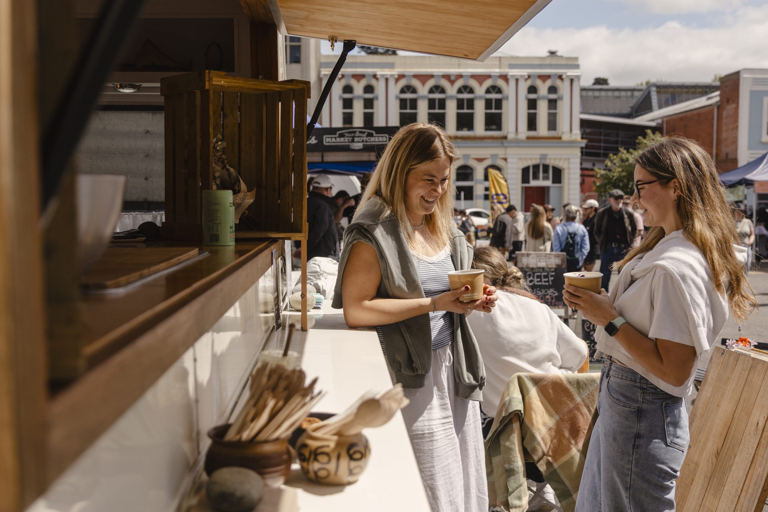 Enjoying the Whanganui River Markets